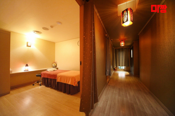 (장유) 마사지 건마 황실아로마 