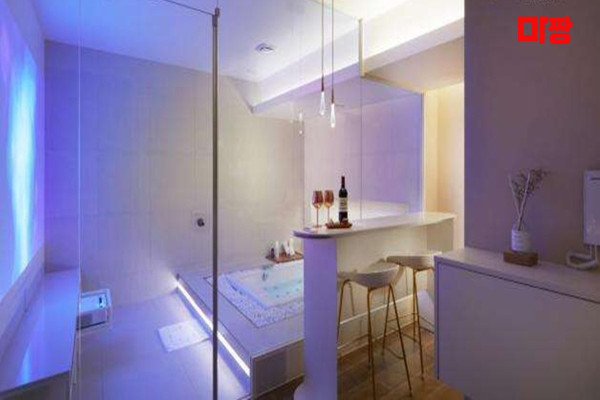 (압구정로데오역) 마사지 건마 아리아스파 