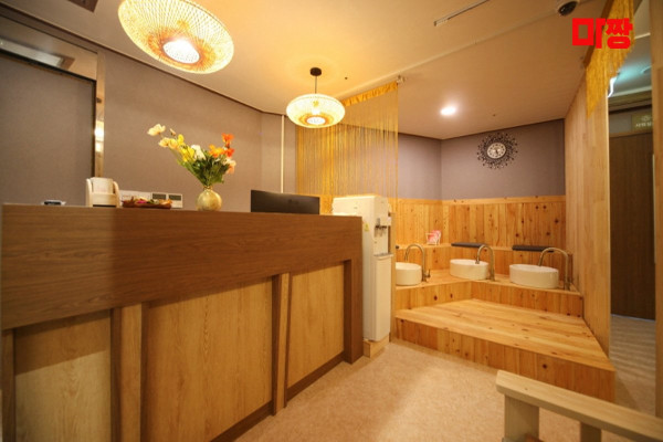 (구래역) 마사지 건마 황제마사지 