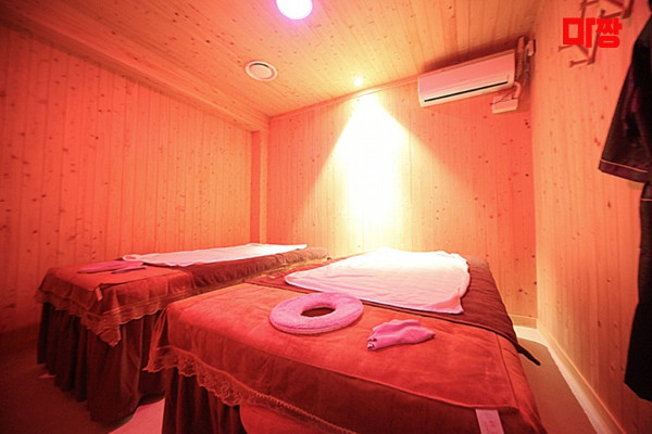 (홍문동) 마사지 건마 휴마사지 