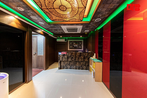 (발산역) 마사지 건마 퀸마사지 