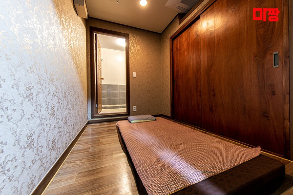 (발산역) 마사지 건마 퀸마사지 