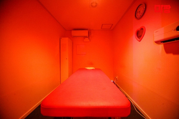 (평촌역) 마사지 건마 키티스테라피 